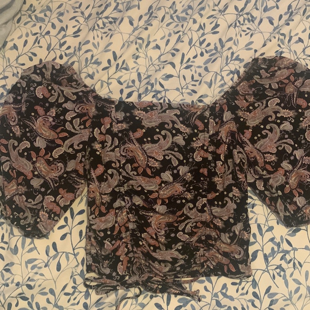 Crop top